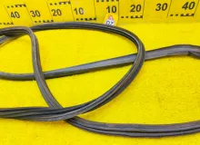Уплотнительная резинка багажника TOYOTA RAV4 1994 6788142010 SXA10G 3SFE, задняя