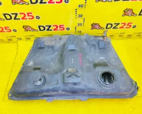 Топливный бак Toyota