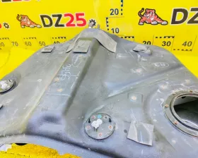 Топливный бак Toyota