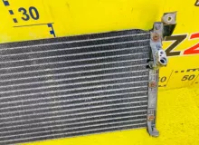 Радиатор кондиционера TOYOTA RAV4 1994 8846042020 SXA10G 3SFE, передний