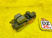 Блок управления стеклоподъемниками TOYOTA RAV4 1994 8482016040 SXA10G 3SFE, передний правый