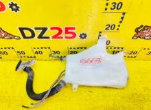 Бачок стеклоомывателя TOYOTA RAV4 1994 8531542010 SXA10G 3SFE, передний