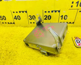 Блок управления двс Toyota