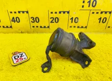 Подушка двигателя TOYOTA RAV4 1994 1236274390 SXA10G 3SFE, передняя правая