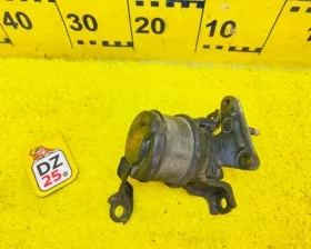 Подушка двигателя Toyota