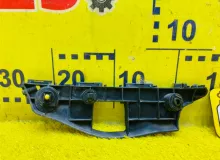 Крепление бампера TOYOTA WISH 2013/Цвет 202 5211668041 ZGE20W 2ZRFAE, переднее левое