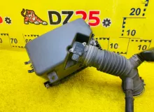 Корпус воздушного фильтра TOYOTA WISH 2013/Цвет 202 1770037211 ZGE20W 2ZRFAE, передний