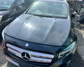 Капот Mercedes-Benz