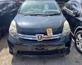 Капот Toyota