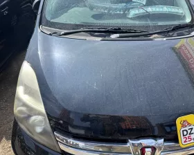 Капот Toyota