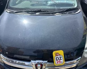 Капот Toyota