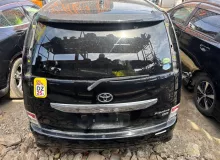 Дверь 5я TOYOTA ISIS 2013 6700544260 ZGM15W 2ZRFAE, задняя
