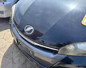 Капот Toyota