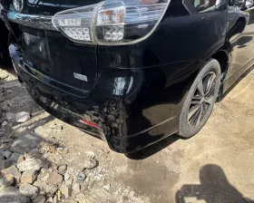 Бампер Toyota