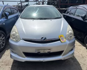 Бампер Toyota