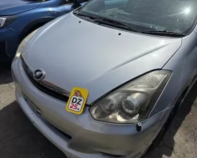 Капот Toyota