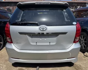 Бампер Toyota