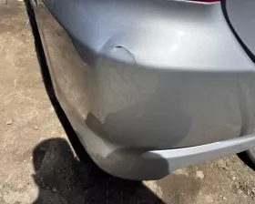 Бампер Toyota
