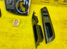 Консоль магнитофона TOYOTA WISH 2013/Цвет 202 5542068140 ZGE20W 2ZRFAE, передний