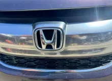 Решетка радиатора HONDA STEP WAGON SPADA 2015/Цвет PB87P 71121TAAN00 RP4 L15B, передняя