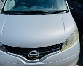 Капот Nissan