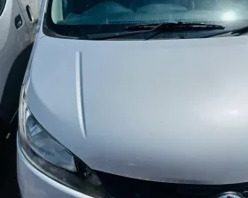 Капот Nissan