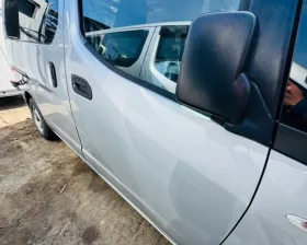 Дверь боковая Nissan