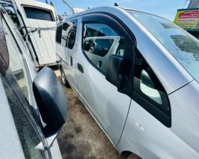 Дверь боковая Nissan