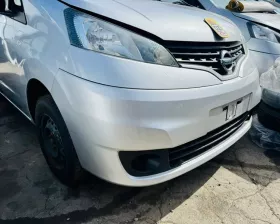 Бампер Nissan