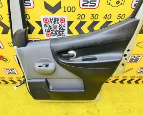 Дверь боковая Nissan