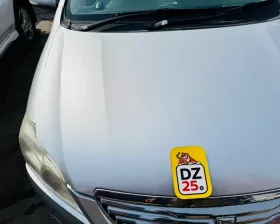 Капот Toyota