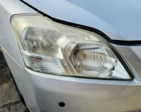 Фара Toyota