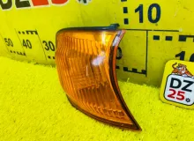Габарит TOYOTA IPSUM 2000/Цвет 199 8151144040 SXM10G 3SFE, передний правый