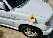 Крыло MITSUBISHI PAJERO IO 2003 MR465276 H76W 4G93T, переднее правое