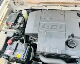 Двигатель MITSUBISHI