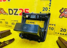 Консоль магнитофона TOYOTA IPSUM 2000/Цвет 199 7423144040 SXM10G 3SFE