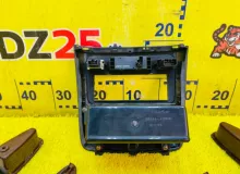 Консоль магнитофона TOYOTA IPSUM 2000/Цвет 199 7423144040 SXM10G 3SFE