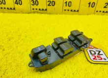 Блок управления стеклоподъемниками TOYOTA IPSUM 2000/Цвет 199 8482044010 SXM10G 3SFE, передний правый