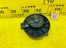 Мотор печки TOYOTA IPSUM 2000/Цвет 199 8710333041 SXM10G 3SFE, передний