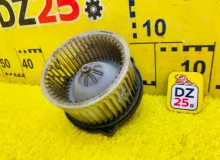 Мотор печки TOYOTA IPSUM 2000/Цвет 199 8710333041 SXM10G 3SFE, передний