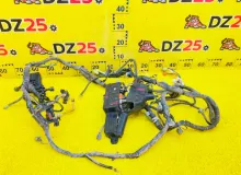Коса под капот TOYOTA IPSUM 2000/Цвет 199 8211144330 SXM10G 3SFE, передняя