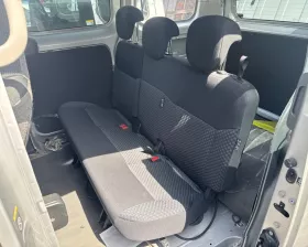 Сидение Nissan
