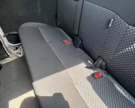 Сидение Nissan