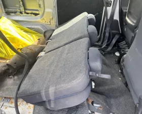 Сидение Nissan