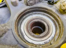 Ступица TOYOTA IPSUM 2000/Цвет 199 SXM10G 3SFE, передняя правая