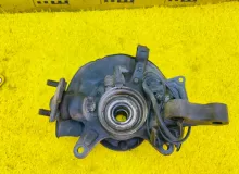 Ступица TOYOTA IPSUM 2000/Цвет 199 SXM10G 3SFE, передняя левая