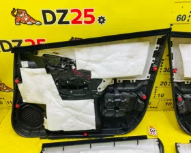 Обшивка дверей Honda