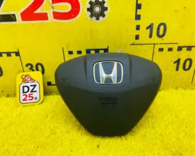 Подушка безопасности водителя Honda