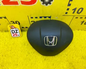 Подушка безопасности водителя Honda