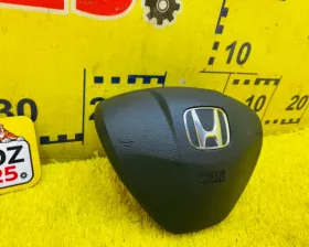 Подушка безопасности водителя Honda